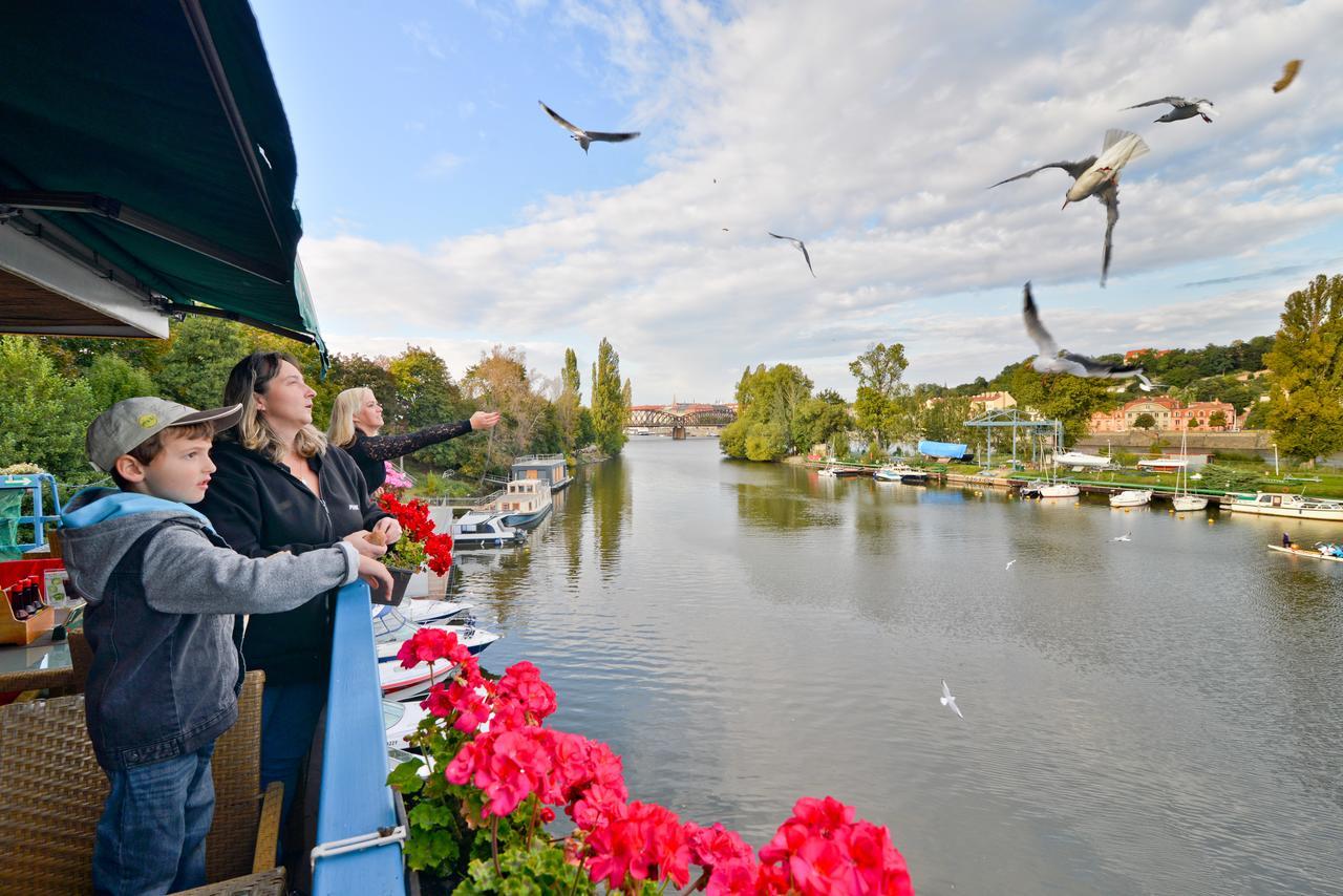 Botel Vodnik Prague Exterior photo